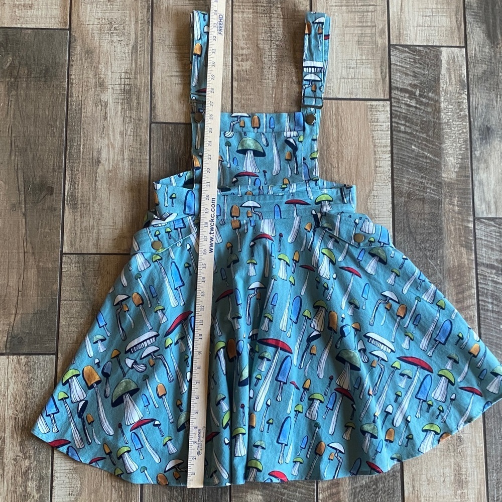 Unique Vintage Sage Green & Mushroom Print Brionne Pinafore Skirt - Picture 10 of 11